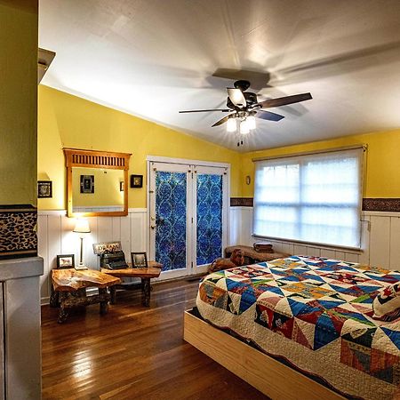 Bear Creek Lodge And Cabins In Helen Ga - Pet Friendly, River On Property, Walking Distance To Downtown הלן מראה חיצוני תמונה