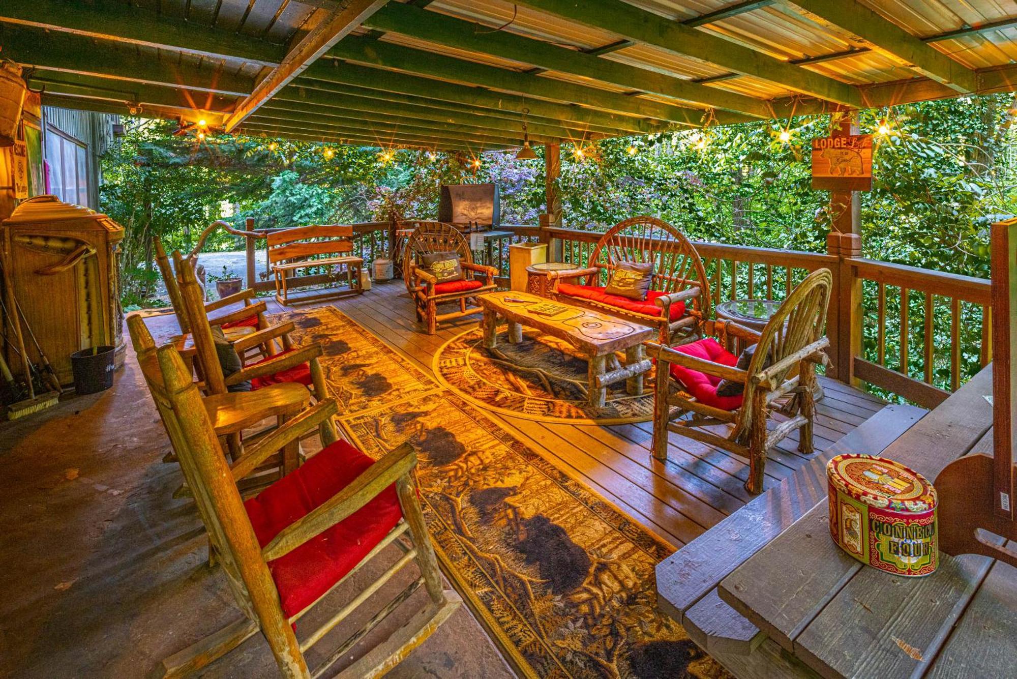 Bear Creek Lodge And Cabins In Helen Ga - Pet Friendly, River On Property, Walking Distance To Downtown הלן מראה חיצוני תמונה