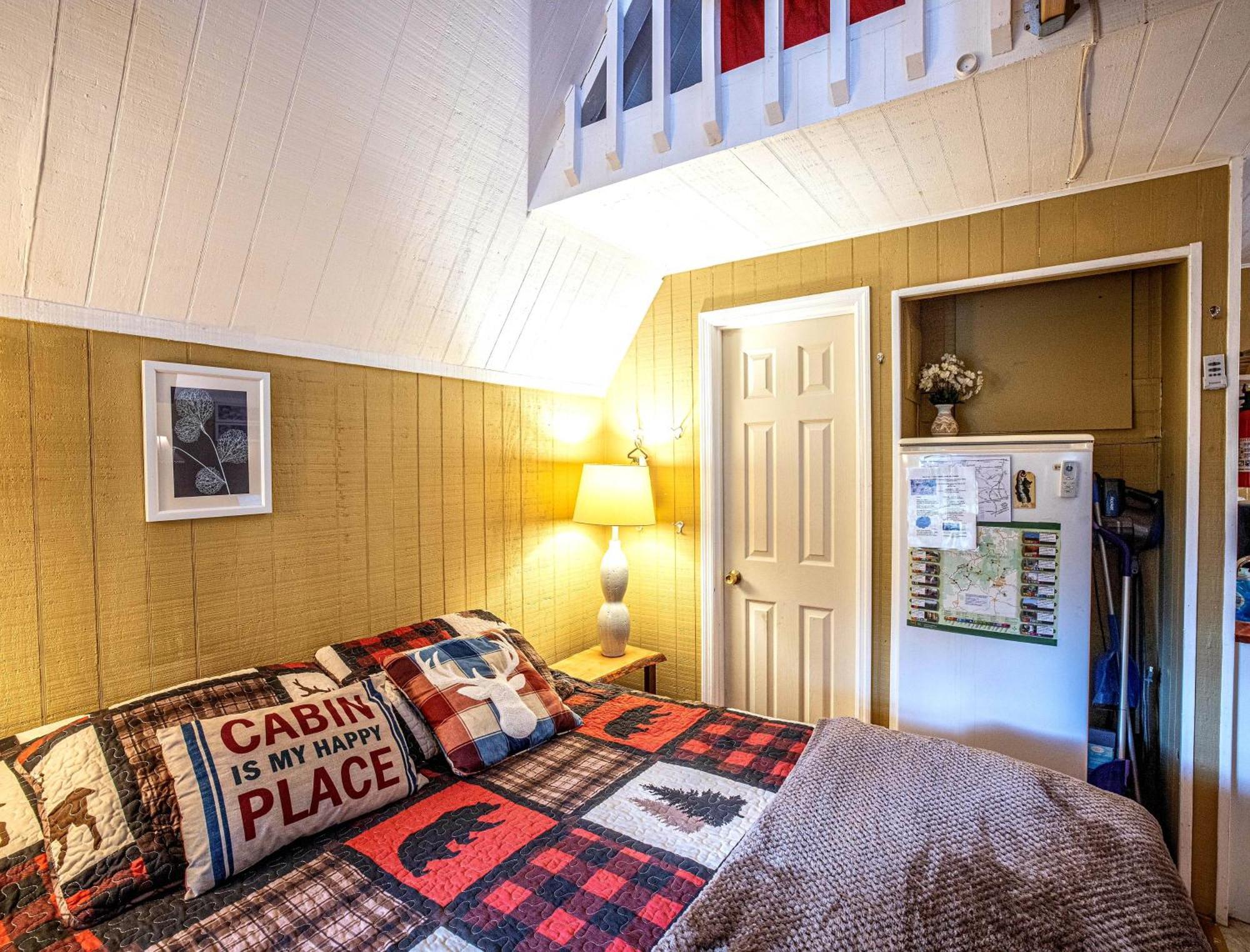 Bear Creek Lodge And Cabins In Helen Ga - Pet Friendly, River On Property, Walking Distance To Downtown הלן מראה חיצוני תמונה
