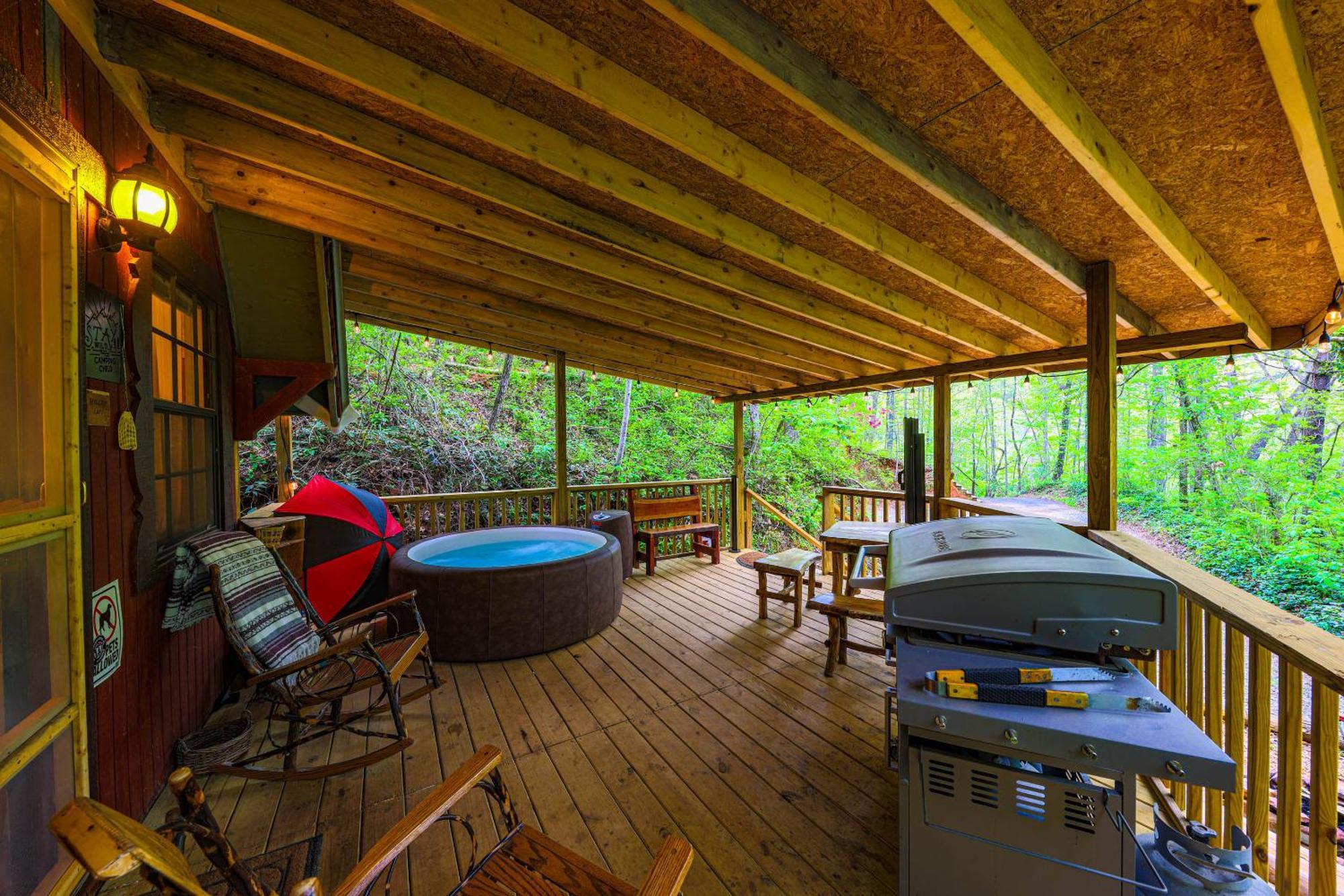 Bear Creek Lodge And Cabins In Helen Ga - Pet Friendly, River On Property, Walking Distance To Downtown הלן מראה חיצוני תמונה