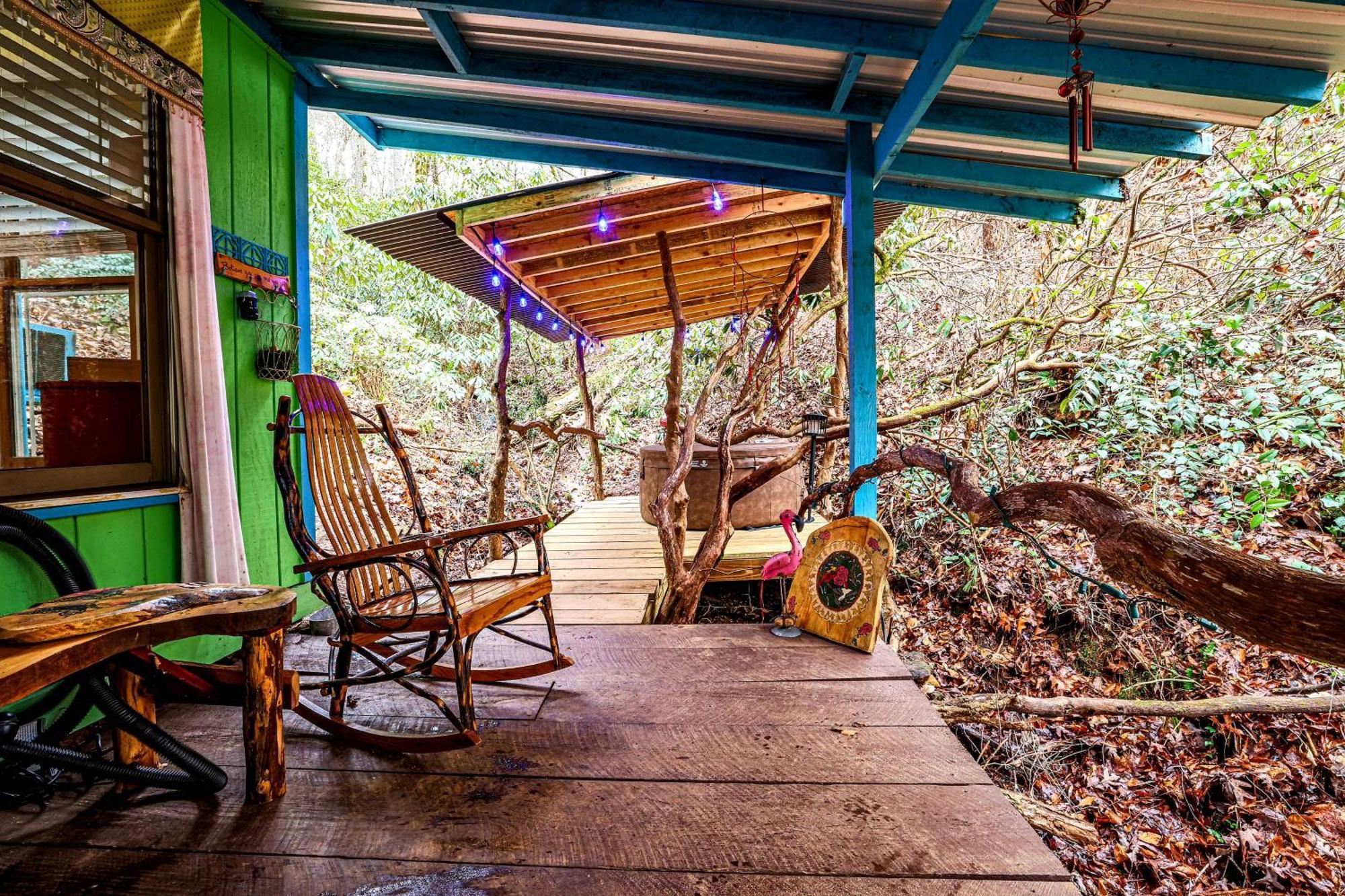 Bear Creek Lodge And Cabins In Helen Ga - Pet Friendly, River On Property, Walking Distance To Downtown הלן מראה חיצוני תמונה