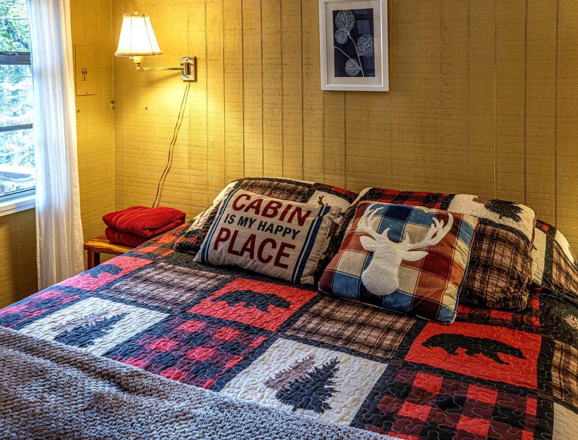 Bear Creek Lodge And Cabins In Helen Ga - Pet Friendly, River On Property, Walking Distance To Downtown הלן מראה חיצוני תמונה